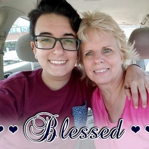 Meet your Posher, Kay